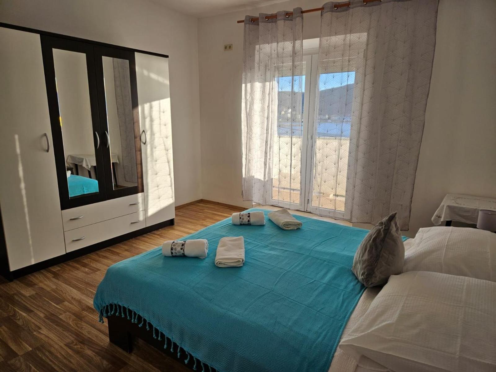 Pljesa Apartments Supetarska Draga Buitenkant foto