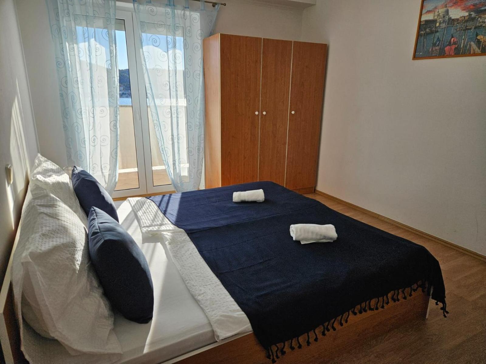 Pljesa Apartments Supetarska Draga Buitenkant foto